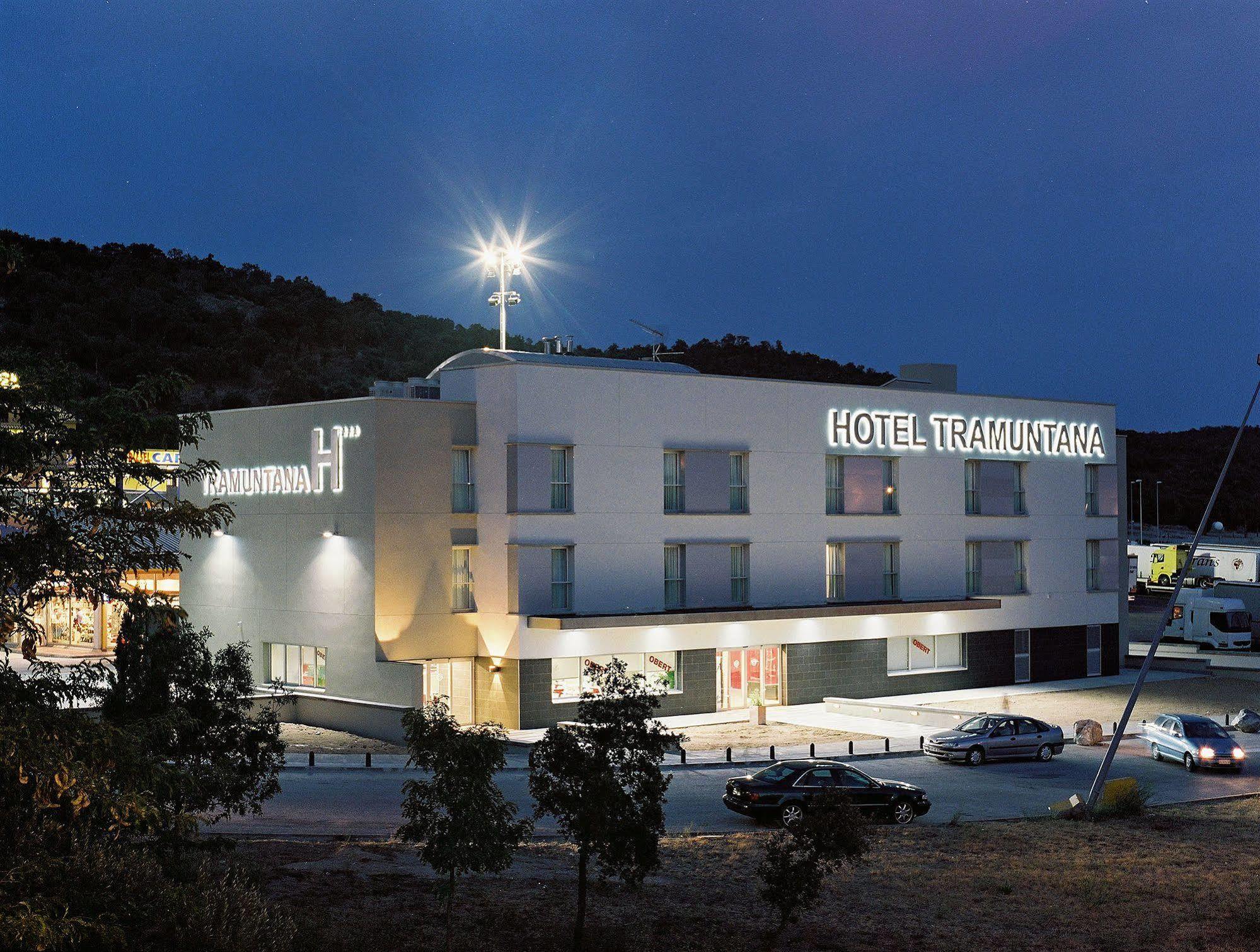 Tramuntana Hotel La Jonquera Exterior photo